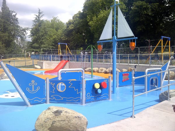 Brinton Park Splashpad | Family Park in Kidderminster