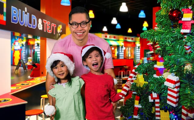 Christmas Bricktacular at LEGOLAND Discovery Centre
